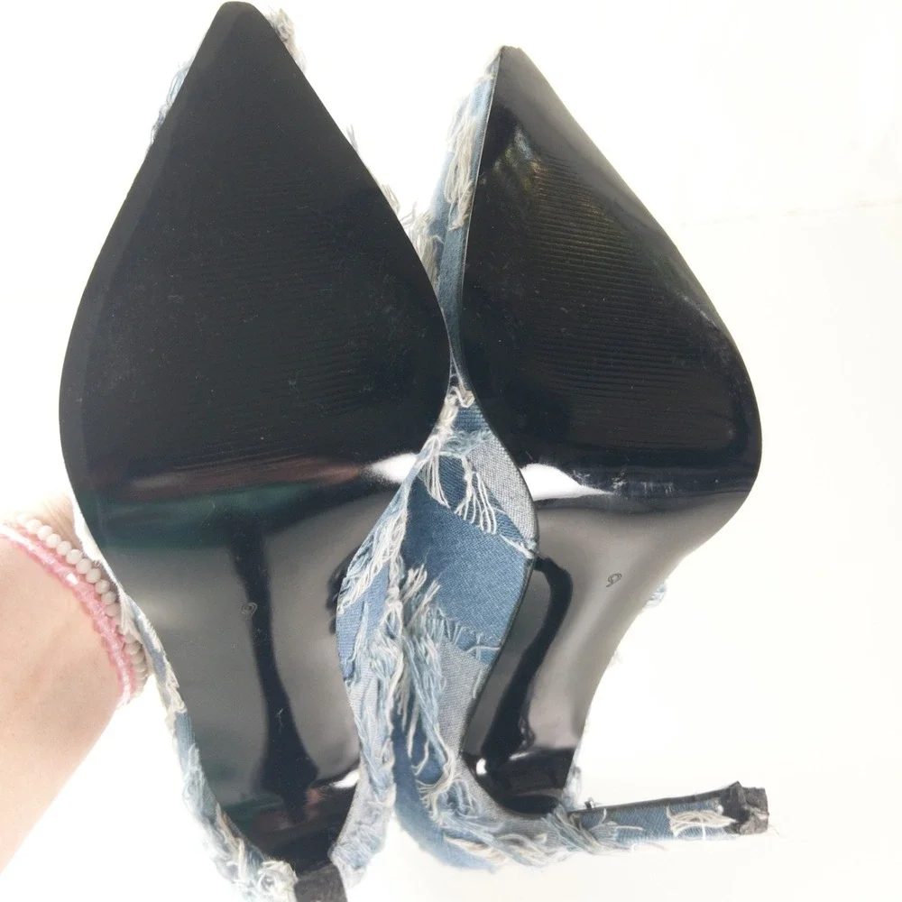 Azalea Wang Giada Denim Platform Pumps Womens 9 Frayed Patchwork Pointy Stiletto